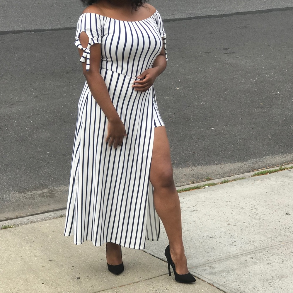 Off the Shoulder Blue and White dress size S